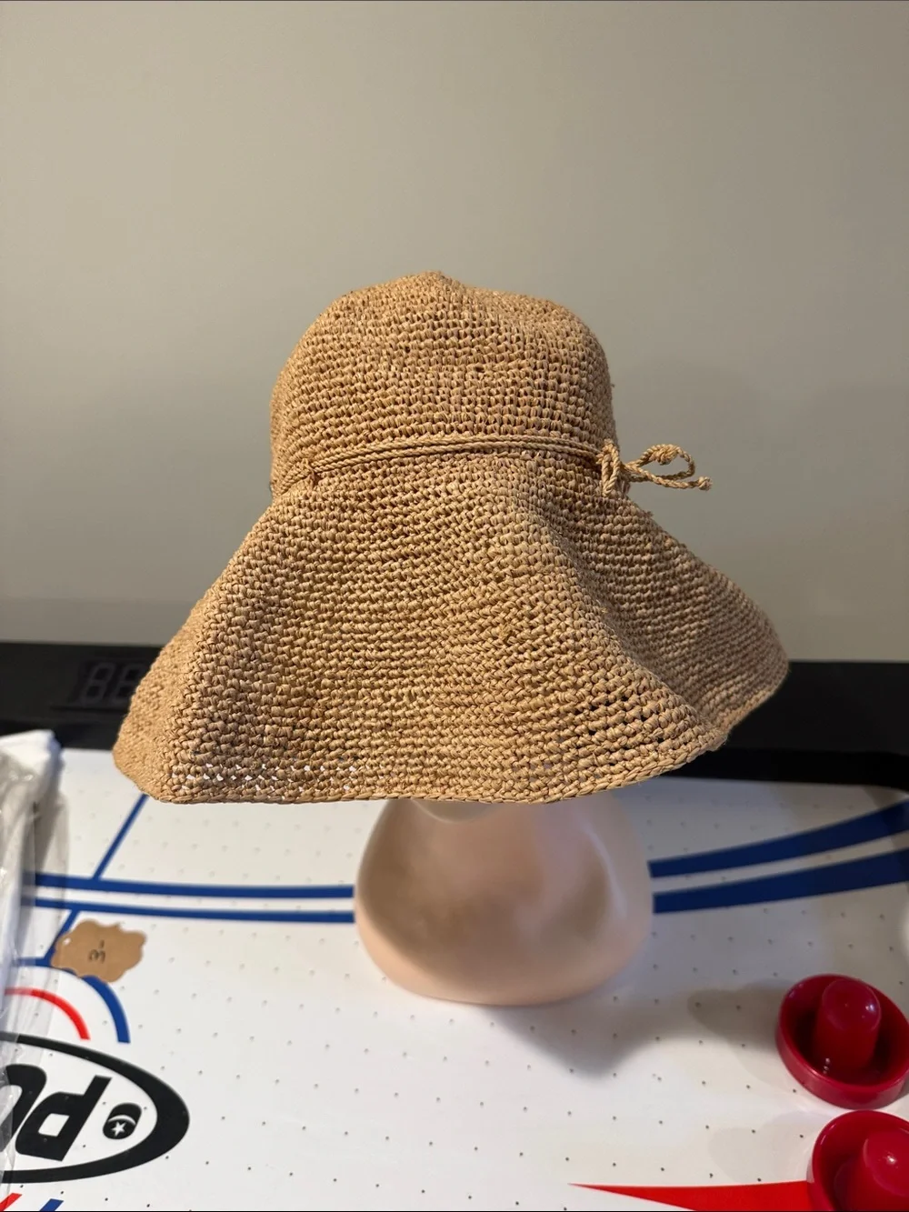 Helen Kaminski Raffia hat